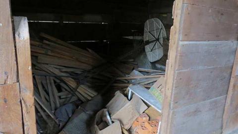 One Somewhat NSFW Photo - f-IMG_3085.jpg