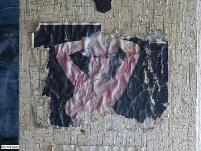 Boring House, Cool Outbuildings photo 4