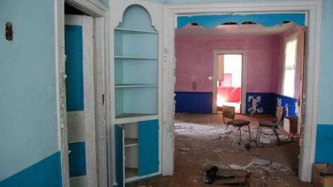 Inside - Highway9Faves13.jpg