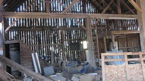 Boyinton House - 22.Note the rope.jpg