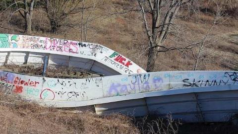 No trespassing  - Wet-And-Wild-Waterpark4.jpg