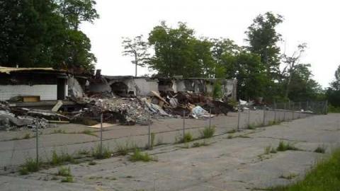 June 11, 2011 - Sundial 6 11 11 005 (Small).jpg