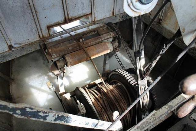 Aylen II Tug photo 4