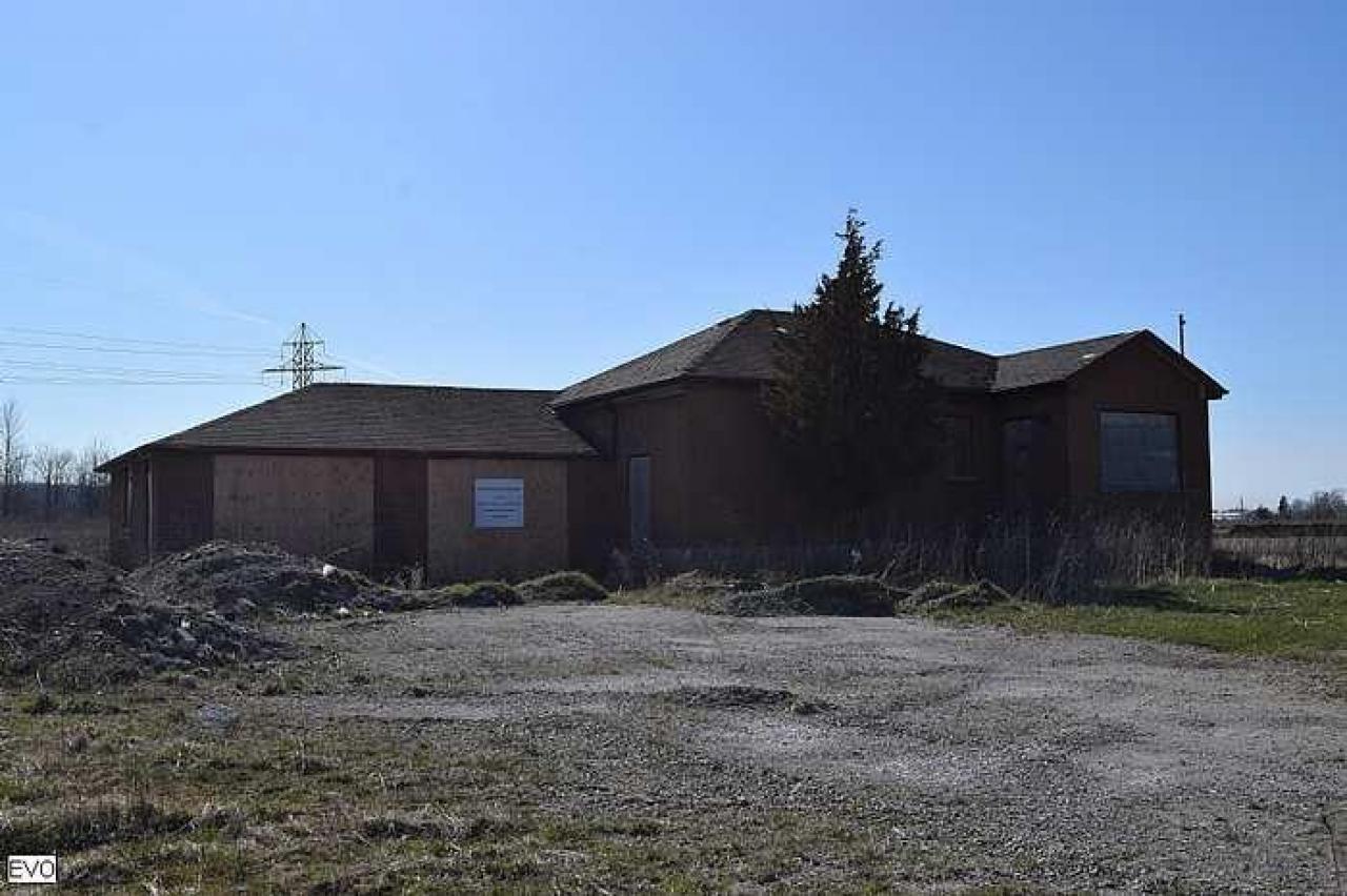 up on the roof - DSC_0114.jpg