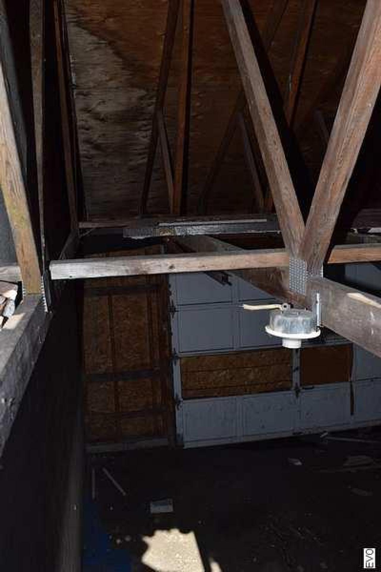 up on the roof - DSC_0138.jpg