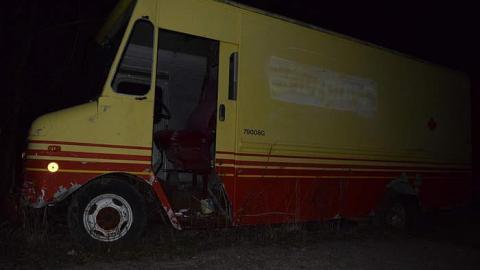 Vehicle Graveyard - DSC_0276.jpg