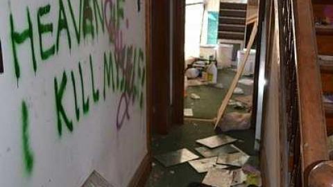 April 2016 - Cullen-Gardens202.jpg