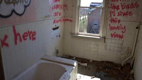 April 2016 - Cullen-Gardens211.jpg