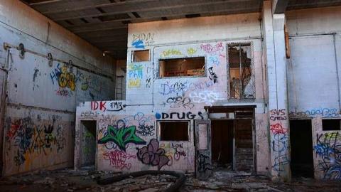 April 23 2016 - Holmes-Foundry165.jpg