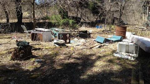 Hidden Decay - House-On-The-Hill2.jpg