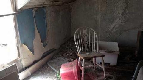 Hidden Decay - House-On-The-Hill20.jpg