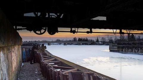 train bridge - Swing-Train-Bridge5.jpg