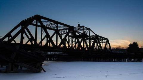 train bridge - Swing-Train-Bridge9.jpg