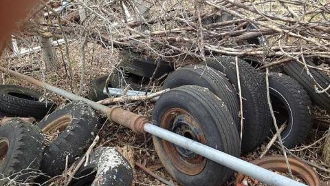 disappearing act - Burys-Green--tractor-graveyard44.jpg