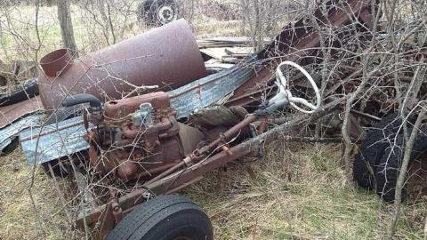 disappearing act - Burys-Green--tractor-graveyard38.jpg