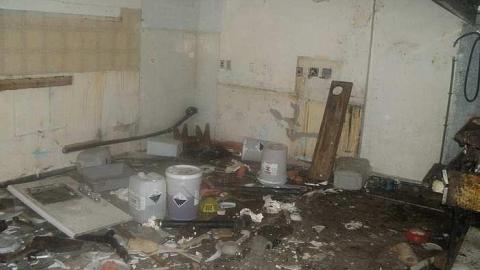 Highway resturant - Stop-50-Truck-Stop220.jpg