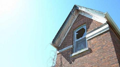 April 2016 - The-Prettiest-Street41.jpg