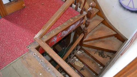 April 2016 - The-Prettiest-Street232.jpg