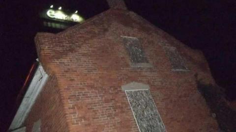 lighthouse - Burlington-Bay-Lighthouse27.jpg