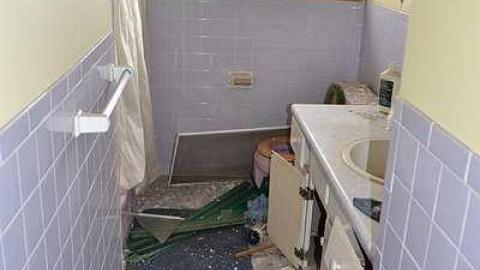 April 2016 - DSC_0163.jpg