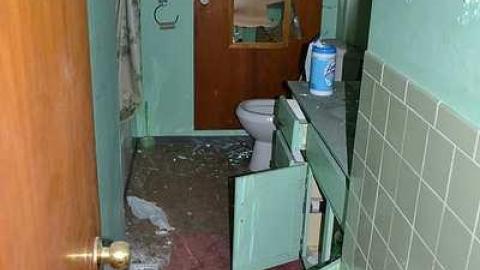 April 2016 - DSC_0172.jpg