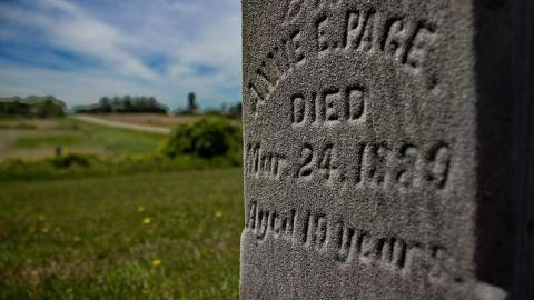 Deep Sorrow Now - Washington-Pioneer-Cemetery34.jpg