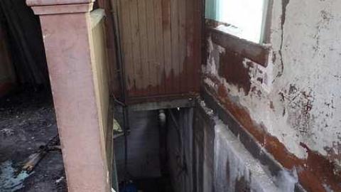 just the flowers left - 012.jpg