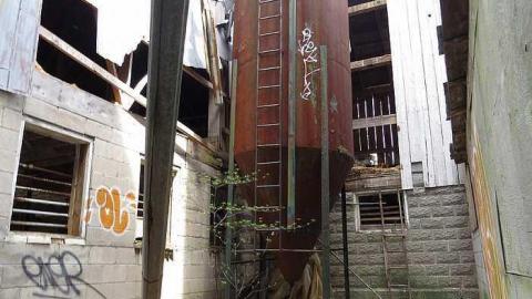 Silos - w-IMG_3428.jpg