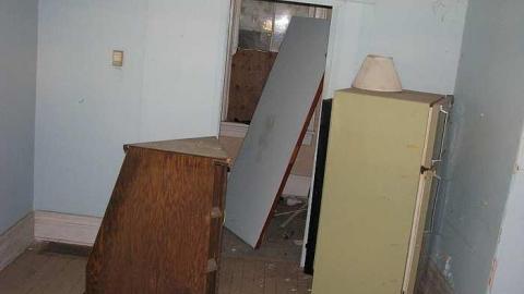 All Fenced Off - Cullen-Gardens46.jpg