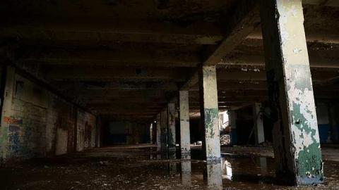 Basement remains (2016) - Consumers-Glass20.jpg