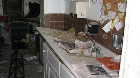 50.2 - Stop-50-Truck-Stop48.jpg