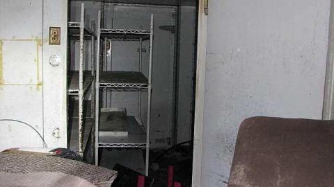 50.2 - Stop-50-Truck-Stop49.jpg