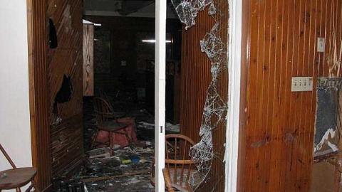 50.2 - Stop-50-Truck-Stop58.jpg