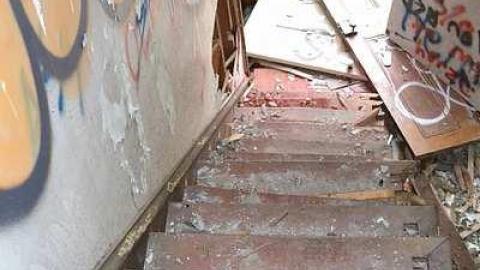 May 2016: House 2 - Teston-Road-Double-Feature46.jpg