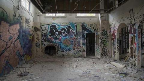 finally made it inside! - Camp-30-Bowmanville699.jpg