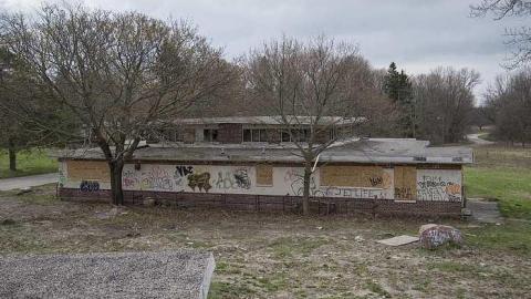 finally made it inside! - Camp-30-Bowmanville695.jpg