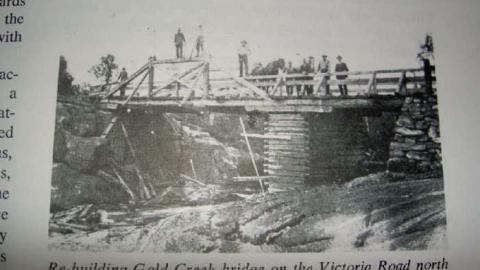 The road that got swallowed - Legendary-Road-Swallowed-Whole14.jpg