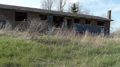 May 10, 2016 - v-DSC00769.jpg