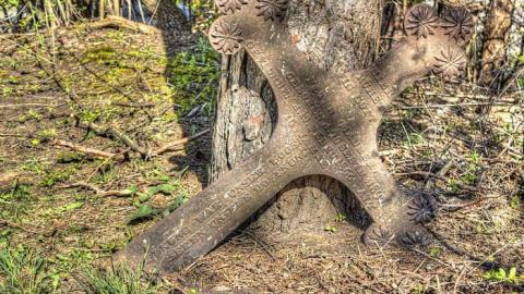 A Closer Look - St.-Clements-Pioneer-Cemetery66.jpg