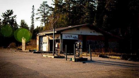 May 2016 - Smokeys-Garage17.jpg