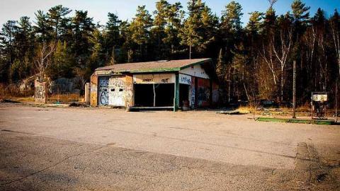 May 2016 - Smokeys-Garage19.jpg