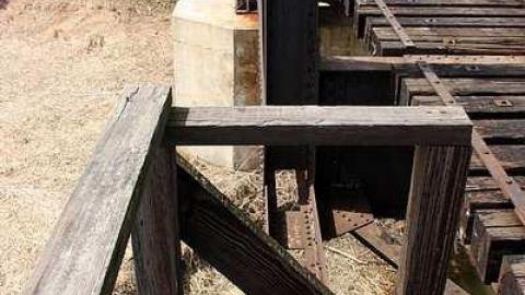 April 2016 - Carp-River-Railway-Bridge14.jpg