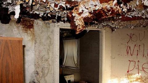 April 2016 - 16Apr-16C 322.jpg