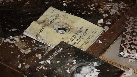 April 2016 - 16Apr-16C 325.jpg