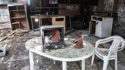 May 2016 - Mono_HOUSE-12.jpg