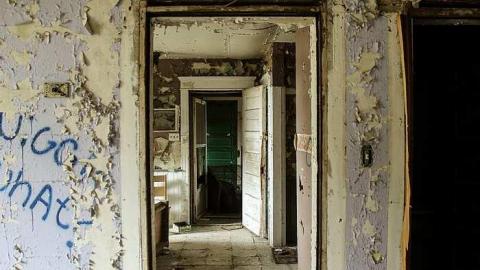 May 2016 - Mono_HOUSE-4.jpg