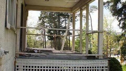 17/05/2016 - The Feels... - Maybe-Tomorrow12.jpg