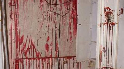 17/05/2016 - Damn, It's Creepy - Haunted-House-of-Horrors23.jpg