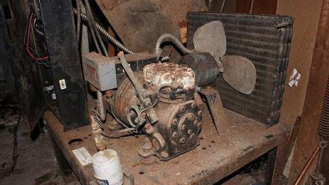 17/05/2016 - Damn, It's Creepy - Haunted-House-of-Horrors4.jpg