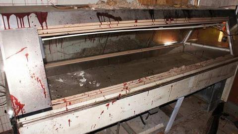 17/05/2016 - Damn, It's Creepy - Haunted-House-of-Horrors7.jpg